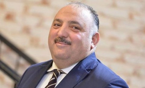 “Bu yaxınlarda anam vəfat etdi, cəmi üç gün yas saxladım