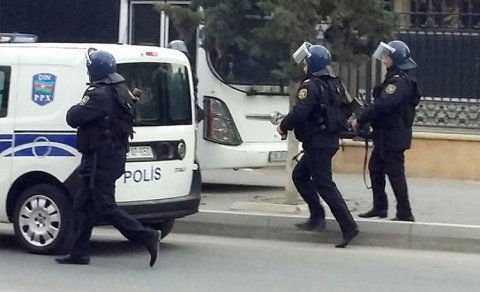 Bakıda növbəti 