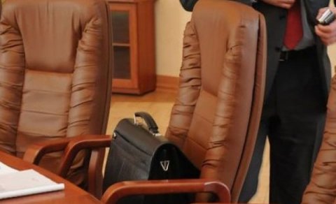 Naxçıvanda işdən çıxarılan naziri kim əvəz edir?
