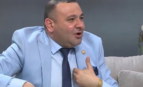 Tanınmış aşıq daha bir qadına qarşı seksual zorakılıqda ittiham olunur