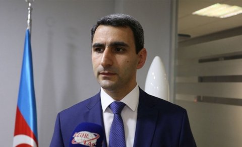 Nazir müavini çalışdığı qurumda qardaşına yüksək vəzifə verib