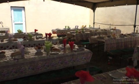 Koronavirus xəstəsi olan qadın oğluna toy məclisi qurdu və... - FOTO