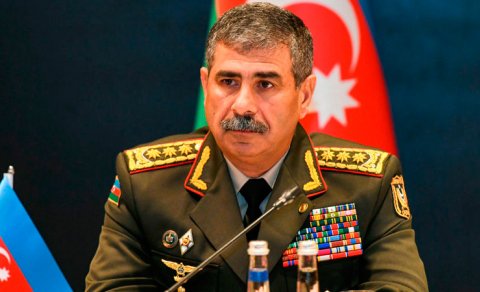 Müdafiə nazirinin müavinlərinin sayı niyə artdı? - İZAH
