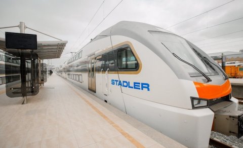 Bakı-Pirşağı-Sumqayıt qatarında gecikmə oldu
