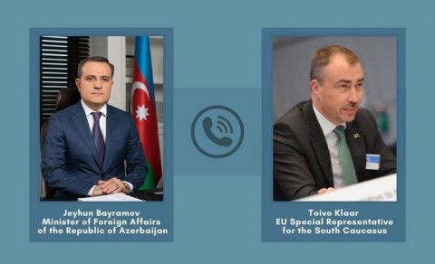 XİN rəhhbəri Aİ-nin nümayəndəsi ilə sərhəddəki gərginliyi müzakirə etdi