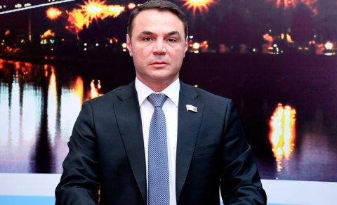 Həmkarları Eldəniz Səlimov haqqında: \