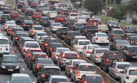Sürücülərin NƏZƏRİNƏ: Bəzi küçə və prospektlərdə tıxac var – SİYAHI