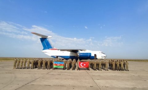 Azərbaycan hərbçiləri Türkiyədə təlimdə