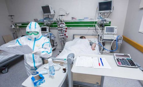 Koronavirusdan ölən xanım rejissorun həyat yoldaşı da eyni xəstəlikdən vəfat etdi - FOTO