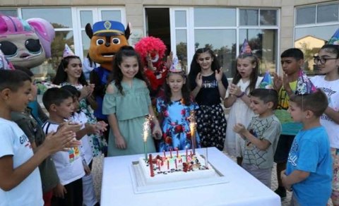 Heydər Əliyev Fondu uşaq evlərinin sakinləri və ahıllar üçün əyləncə proqramı keçirdi