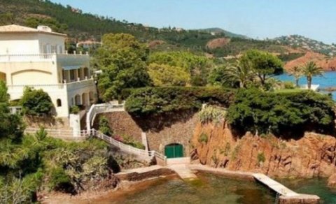 Azərbaycanlı milyonçunun Fransadakı villası əlindən alınır