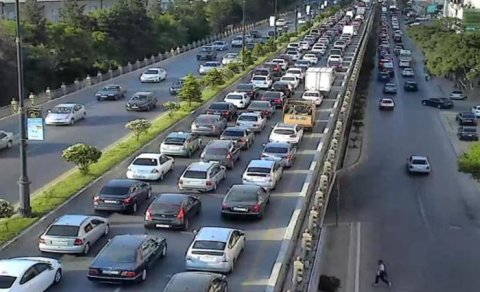 Bakıda tıxac olan yolların SİYAHISI