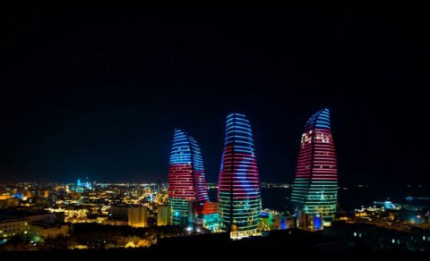 “Alov qüllələri” Azərbaycan bayrağı ilə işıqlandırıldı