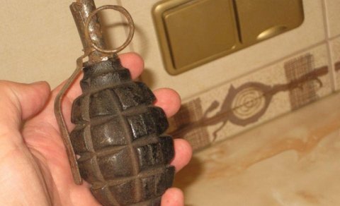 Gürcüstanda azərbaycanlı ailənin həyətinə qumbaralar atıldı