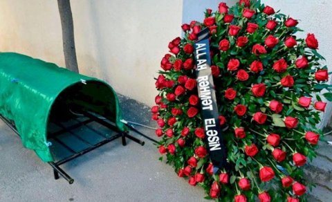 Mətbuat katibi vəfat etdi - FOTO