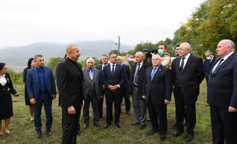 Dövlət başçısı: 