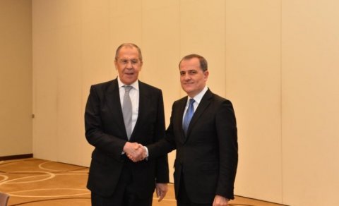 Ceyhun Bayramov və Sergey Lavrov üçtərəfli bəyanatı müzakirə etdi (FOTOLAR)