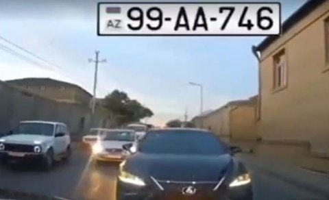 “AA” seriyalı avtomobil qaydalara məhəl qoymadı (VİDEO)