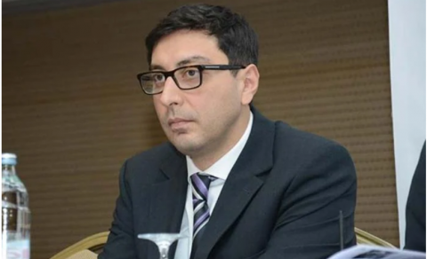 Nazir Balabəy Ağayevi təbrik etdi