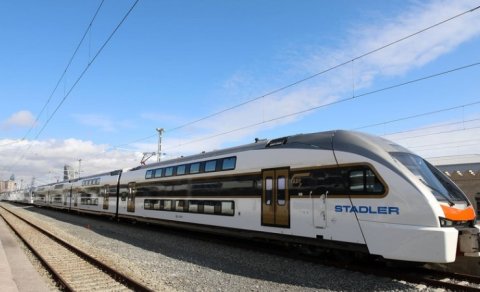 Bakı-Sumqayıt qatarlarının sayı artırılır (FOTOLAR)