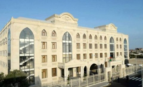 Bakıda daha bir məktəb koronavirusa görə BAĞLANDI