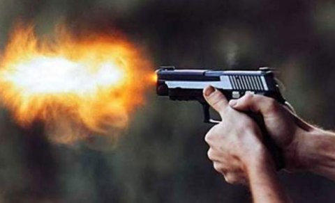 Polislə sahibkar arasında insident- Silahı alıb atəş açdı (VİDEO)