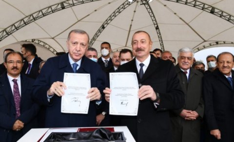 İlham Əliyevlə Ərdoğan Zəngəzur dəhlizində yeni yolun təməlini qoydular