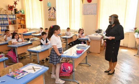 Bakıda koronavirusa görə bağlanan məktəb açıldı