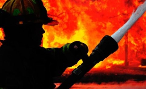 Azərbaycanda bu dövlət qurumunun binası YANDIRILDI