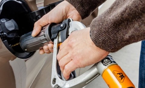 Yanacaqdoldurma məntəqələrinə saxta pul verən şəxs ƏLƏ KEÇDİ