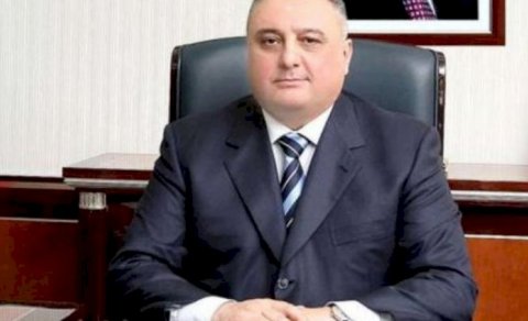 “Dedi ki, yarım milyon verməlisən, nazirə çatacaq...” - İş adamı danışdı
