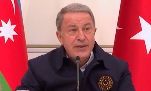 Hulusi Akar şəhid baş leytenantdan danışarkən kövrəldi -VİDEO