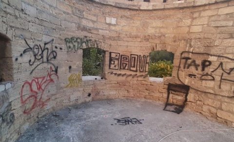 Bakının Qala divarlarına zərər vurulub: Saxlanılanlar var