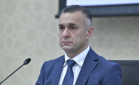 Səhiyyə naziri əvəzi peyvənd olunduğu vaksinin adını AÇIQLADI