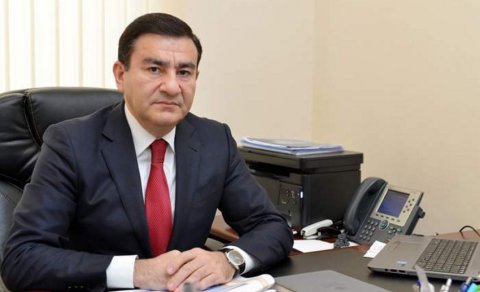 Komissiya sədrinin oğlu vəzifəsindən getdi