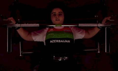 Pauerlifterimiz dünya çempionatının qızıl medalını qazandı