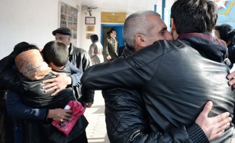 Bu gün daha 60-a yaxın məhkum AZADLIĞA BURAXILDI