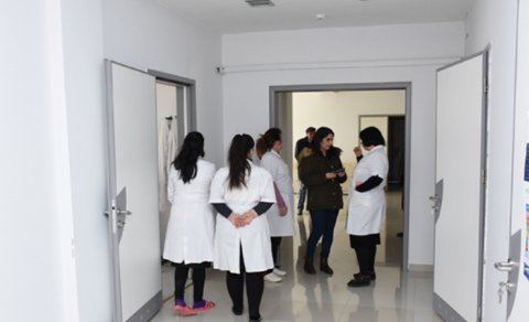 “Xəstəxanada elektroşok olsaydı, 16 yaşlı qız sağ qalardı”