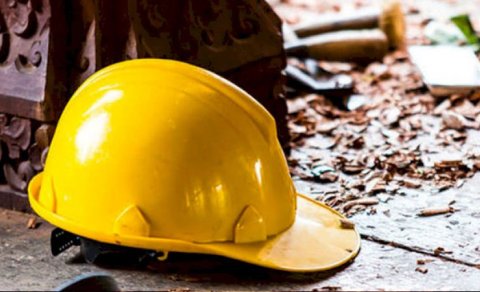 Azərbaycanda mühəndis çalışdığı idarədə öldü