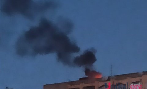 Bakıda yaşayış binasında yanğın- FOTO