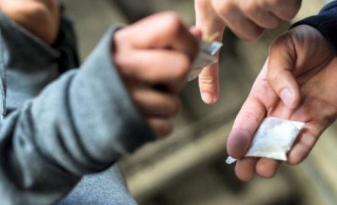 Məktəblilər arasında narkotik istifadəçilərin olması ilə bağlı RƏSMİ AÇIQLAMA