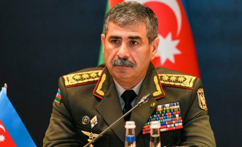 Azərbaycanın Müdafiə naziri Türkiyə tərəfinə başsağlığı verib - FOTO