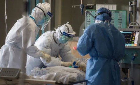 Daha bir həkim koronavirus qurbanı oldu - FOTO