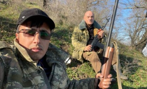 Vəzifəli şəxsin “Kalaşnikov”la fotosu yayıldı, DİN açıqlama verdi