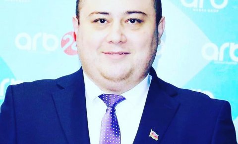 “Təhsil nazirinə hücumları təsadüfi saymıram...” – Emil Məmmədov