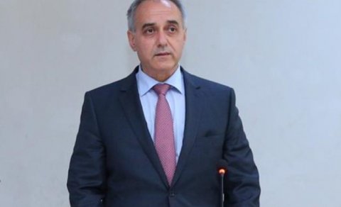 İcra başçısı şöbə müdirini işdən çıxardı