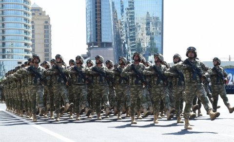 Hərbçilərin maaşı ARTIRILDI