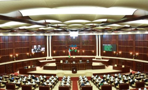Milli Məclisdə boş qalan deputat yerlərinin sayı 6-ya ÇATDI