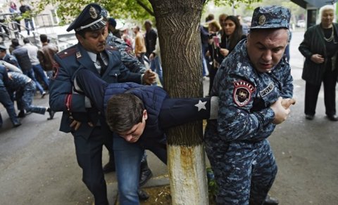 Ermənistanda etiraz aksiyası keçirilib