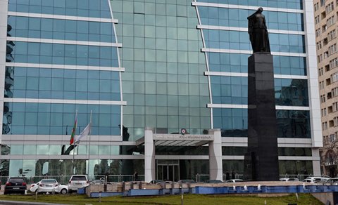 Dövlət büdcəsinə ziyan vuran məmurlar hakim qarşısına çıxarılır